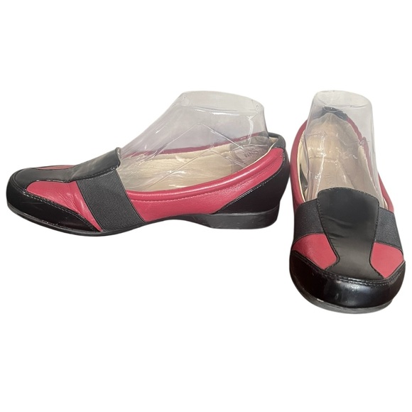 Taryn Rose Shoes - TARYN ROSE TRAVELERS Taurus Red &Black Patent Leather Flat Slip On Loafer Size 7